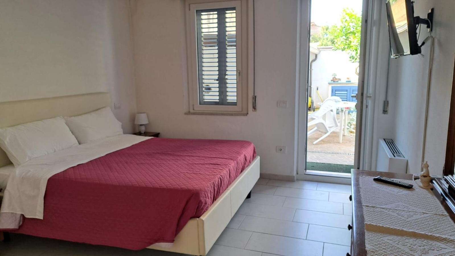 Anninnia Guest House B&B - Ghiiarza Ghilarza Eksteriør bilde